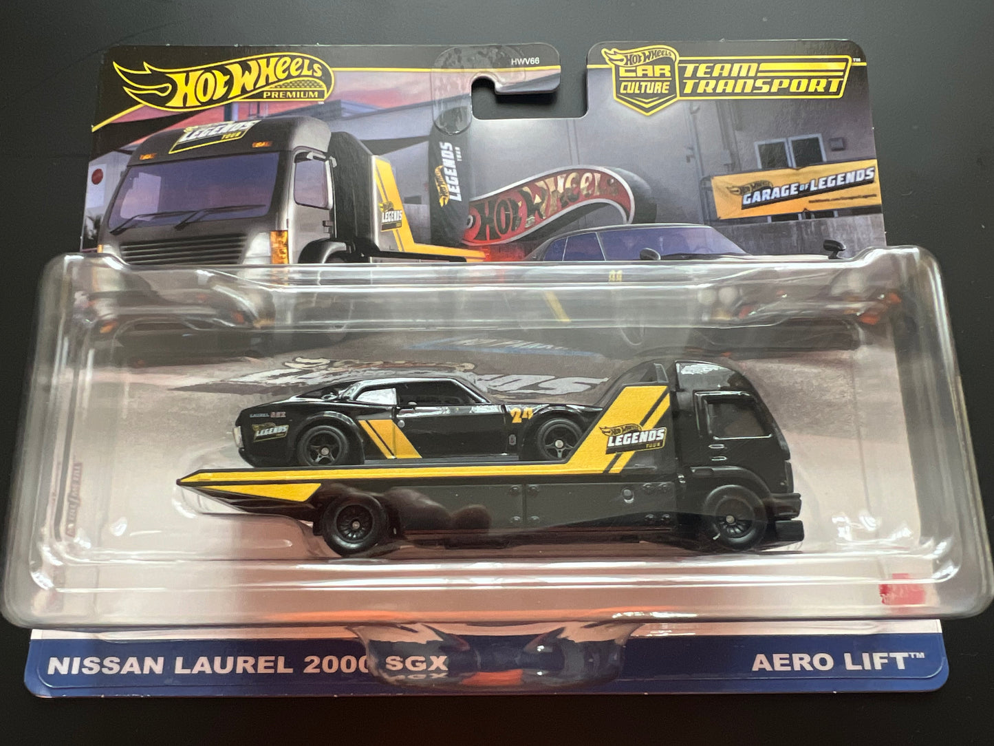 TEAM TRANSPORTER NISSAN LAUREL 2000 SGX (LEGENDS TOUR)